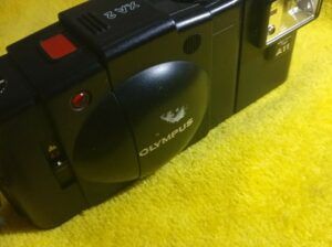 Camera analog Olympus XA-2