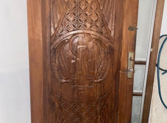 Pintu jati full ukir